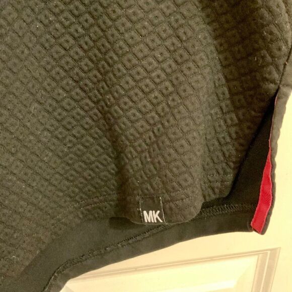 Makobi Men’s Black Short Sleeve Gold Zipper Crew Neck Top Large Urban - Picture 5 of 8